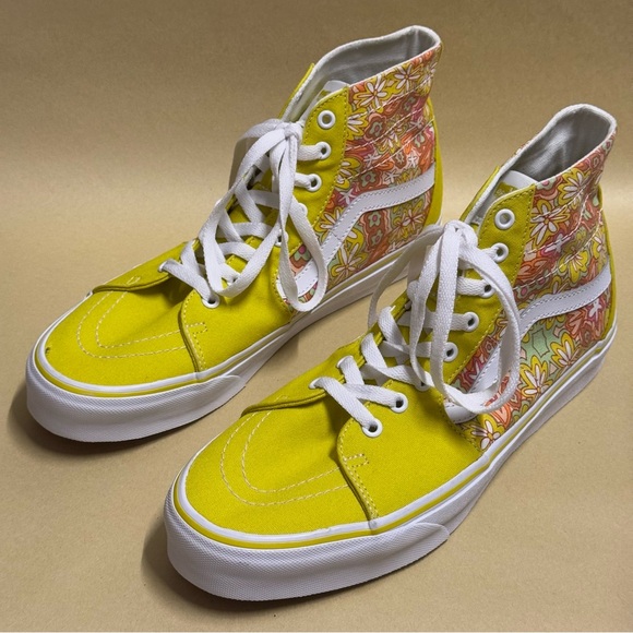 NEW Vans UA SK8-Hi Tapered Yellow Floral Print Sneakers in Psychedelic Resort - Picture 2 of 11